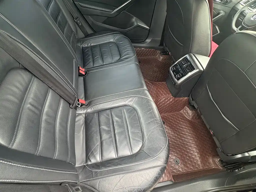 Volkswagen Passat — миниатюра 11