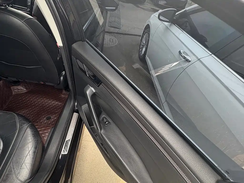 Volkswagen Passat — миниатюра 10