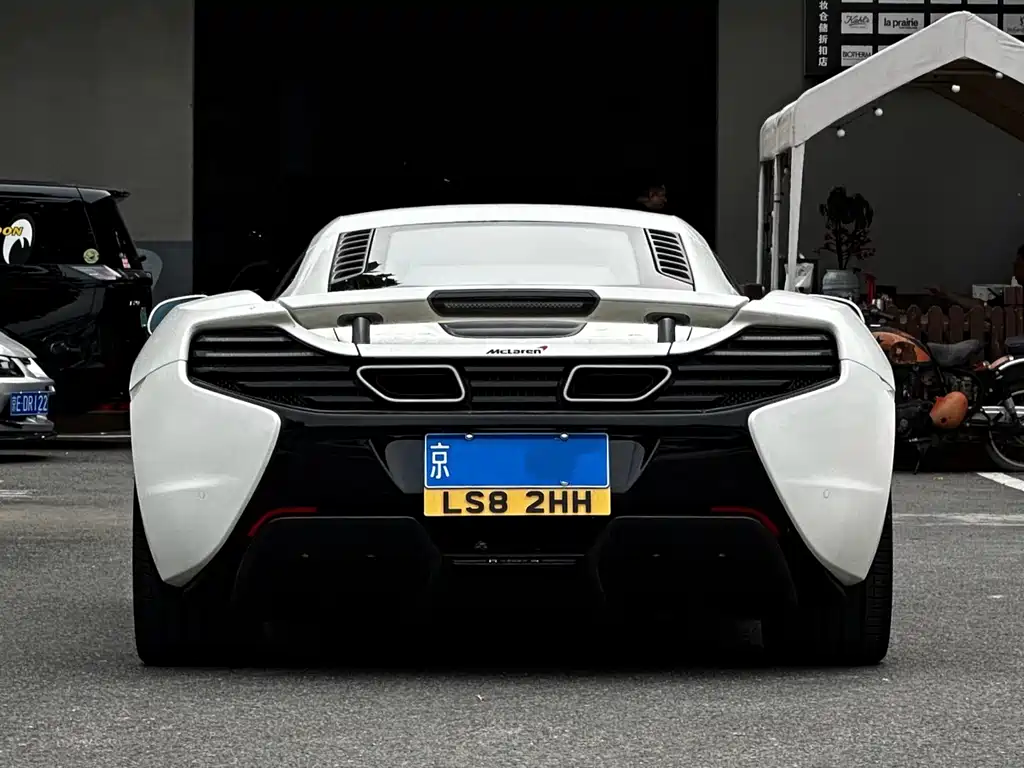 McLaren 12C 2013 3.8T COUPE