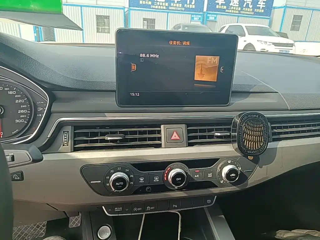 Audi A4L — миниатюра 13