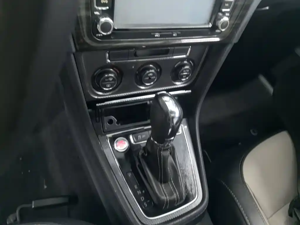 Volkswagen Cross Lavida — миниатюра 14