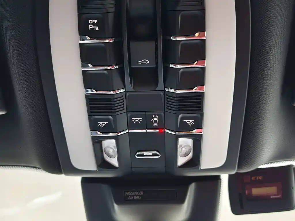 Porsche Macan — миниатюра 32