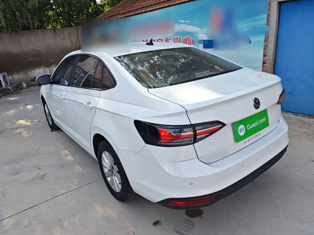 Volkswagen Lavida — миниатюра 5