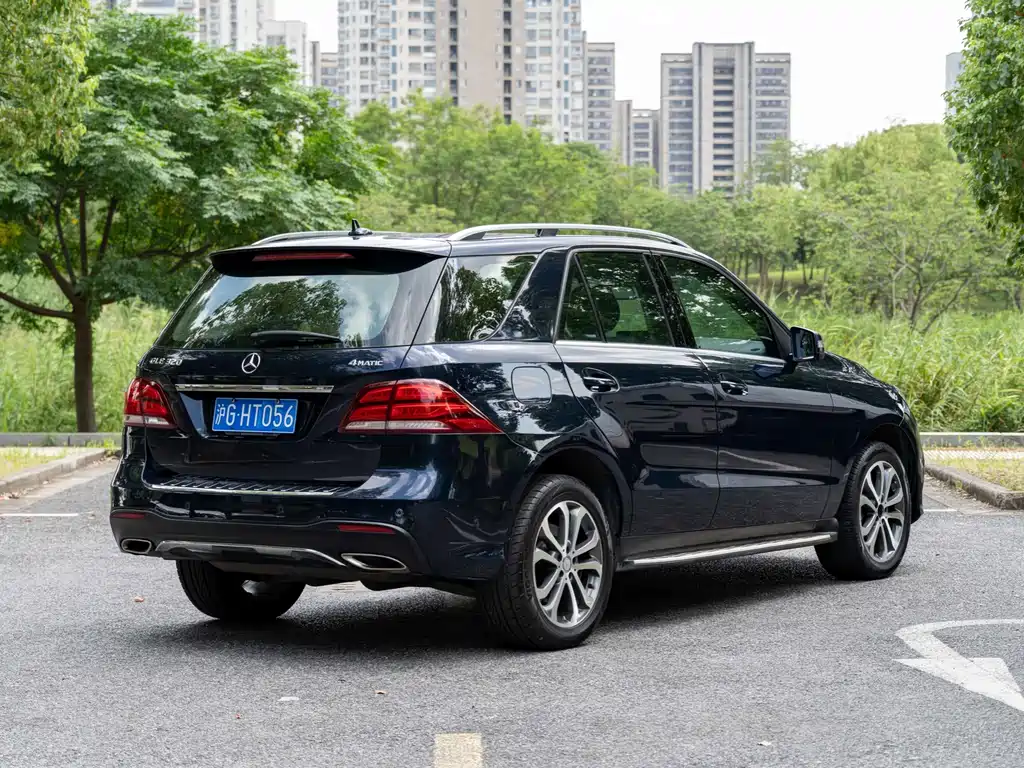 Mercedes-Benz GLE (Import) — миниатюра 2