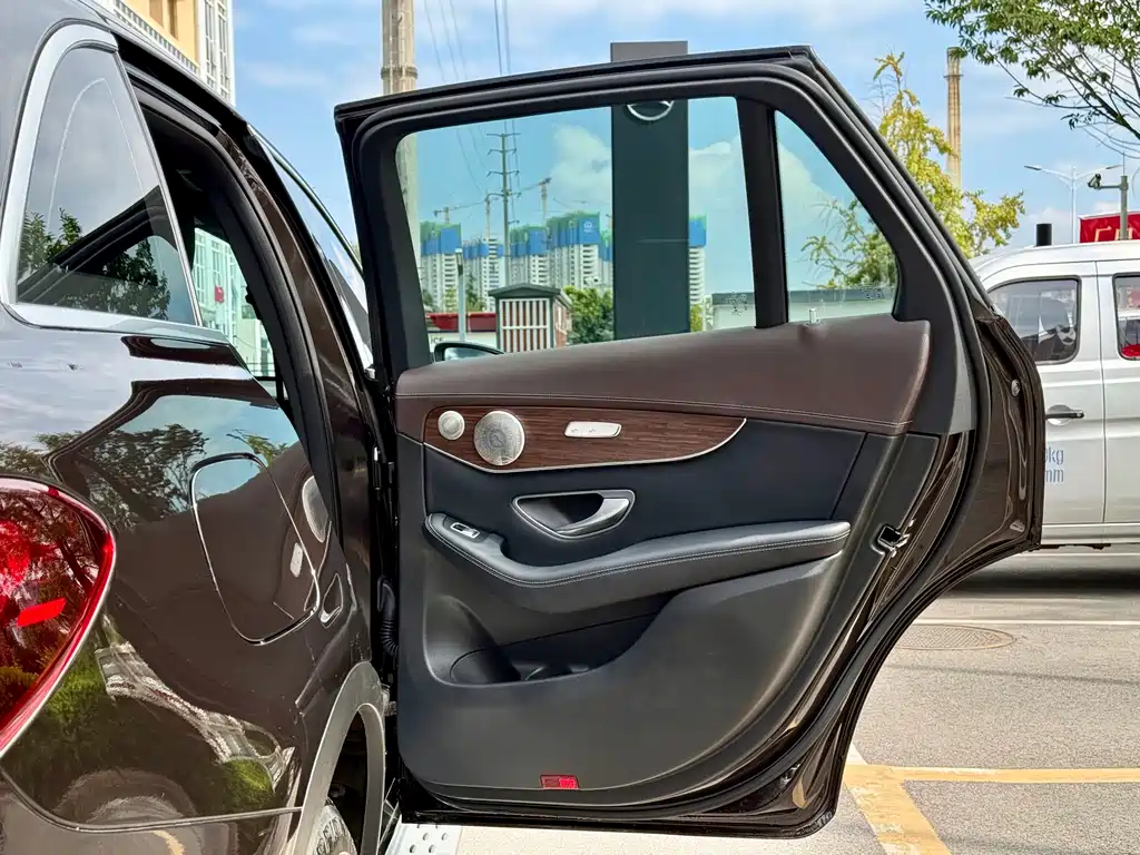 Mercedes-Benz GLC — миниатюра 28