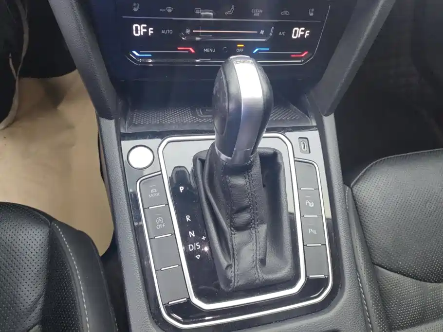 Volkswagen CC — миниатюра 16