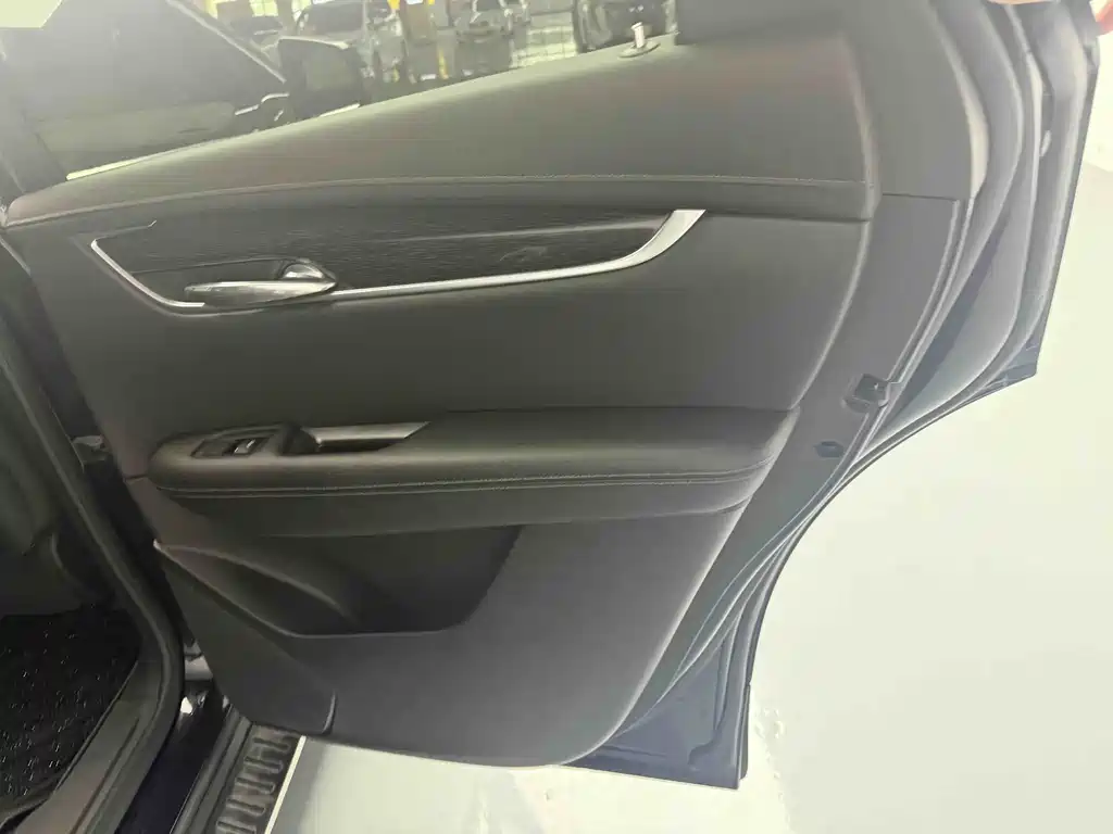 Cadillac XT5 2022 2.0T Luxury