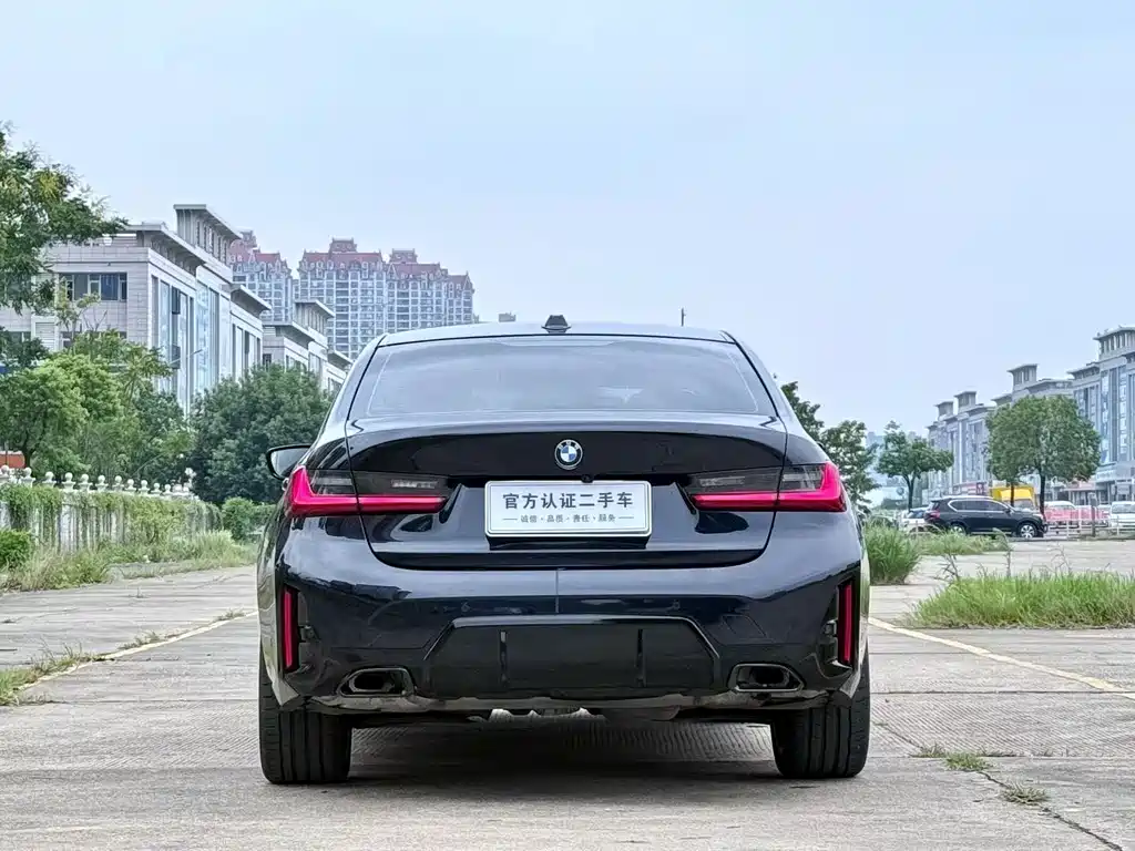 BMW 3 Series — миниатюра 8