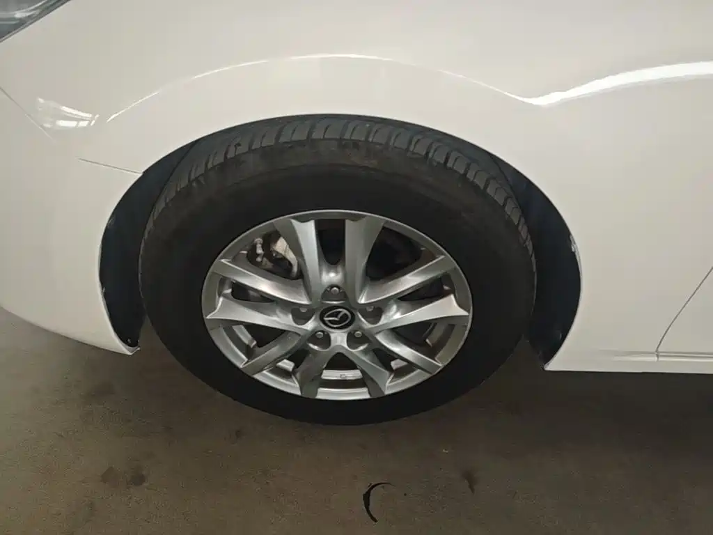 Mazda 3 Axela — миниатюра 23