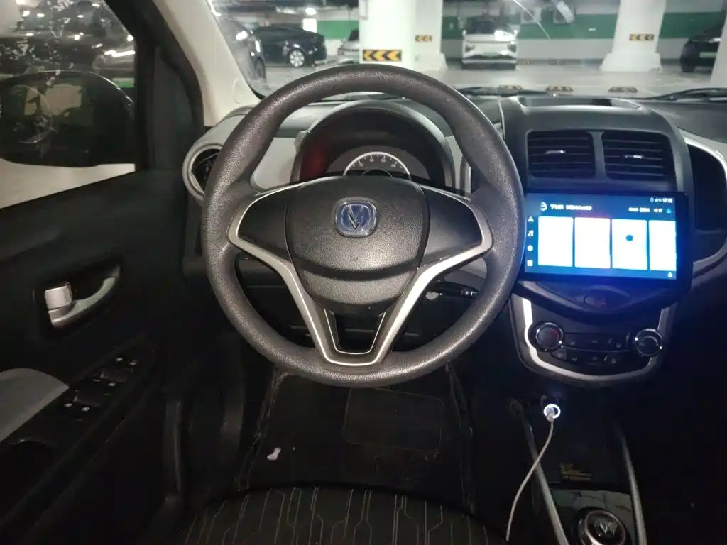 Changan Benben E-Star — миниатюра 6