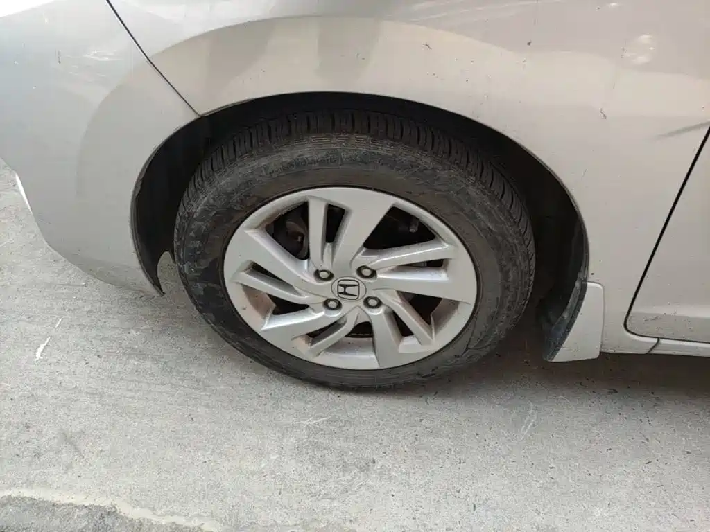 Honda Fit — миниатюра 23