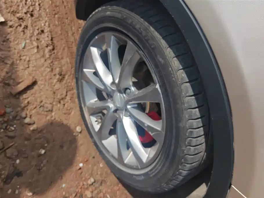 GEELY AUTOMOBILE EMGRAND GS