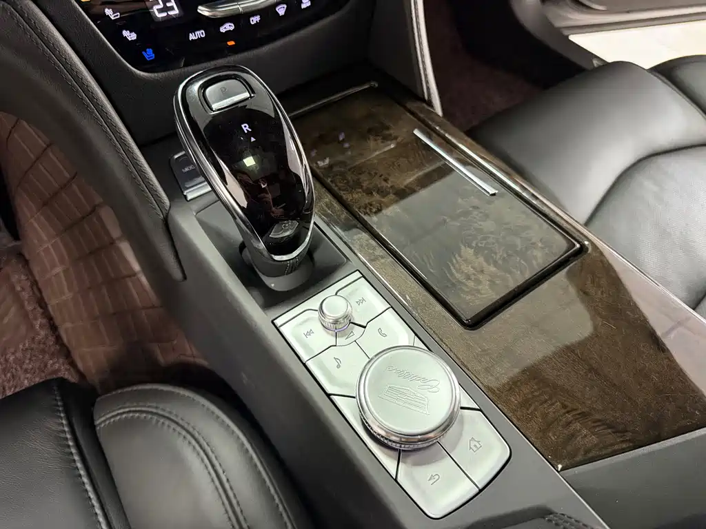 Cadillac CT6 — миниатюра 14