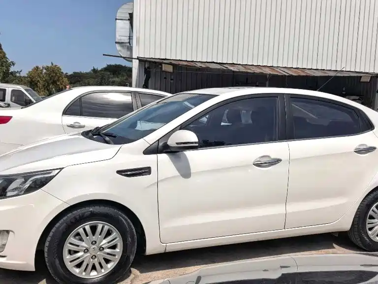 Kia K2 — миниатюра 2