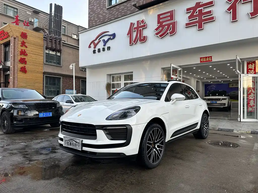 Porsche Macan 2022