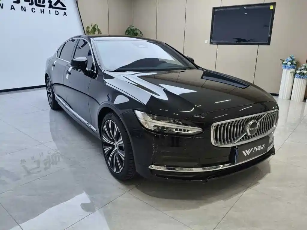 Volvo S90 — миниатюра 5