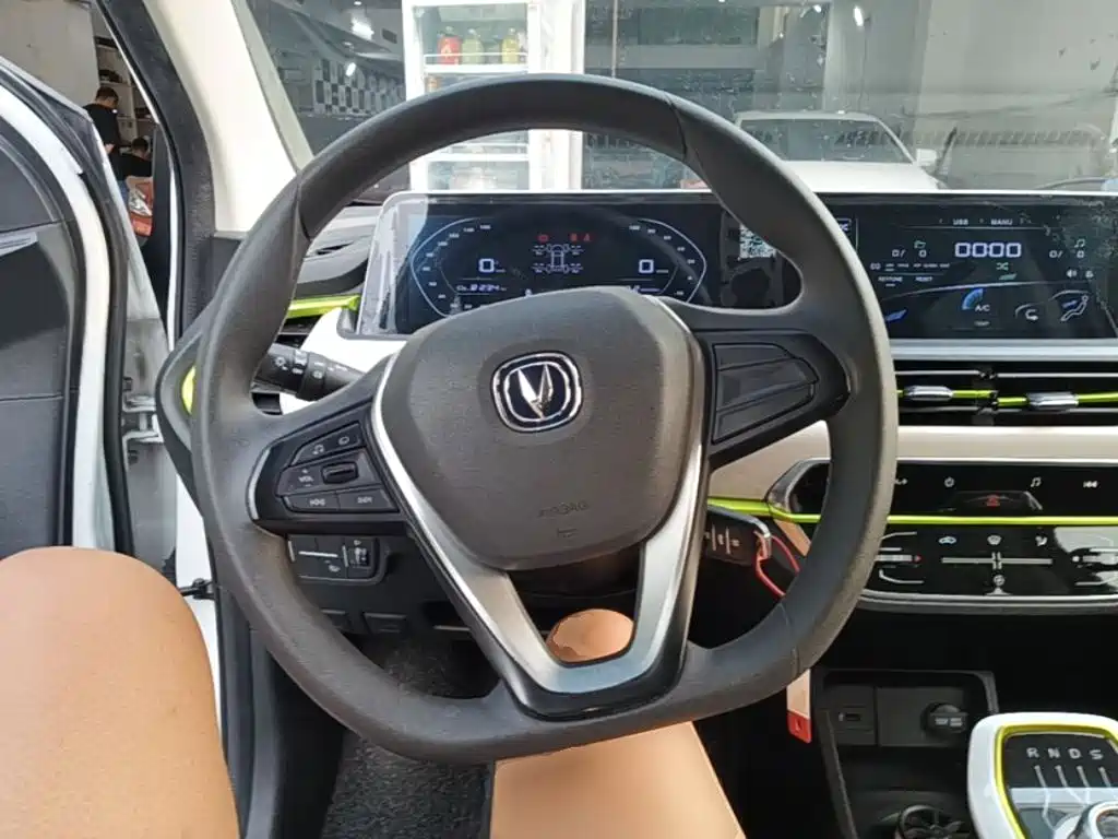 Changan Benben E-Star — миниатюра 11