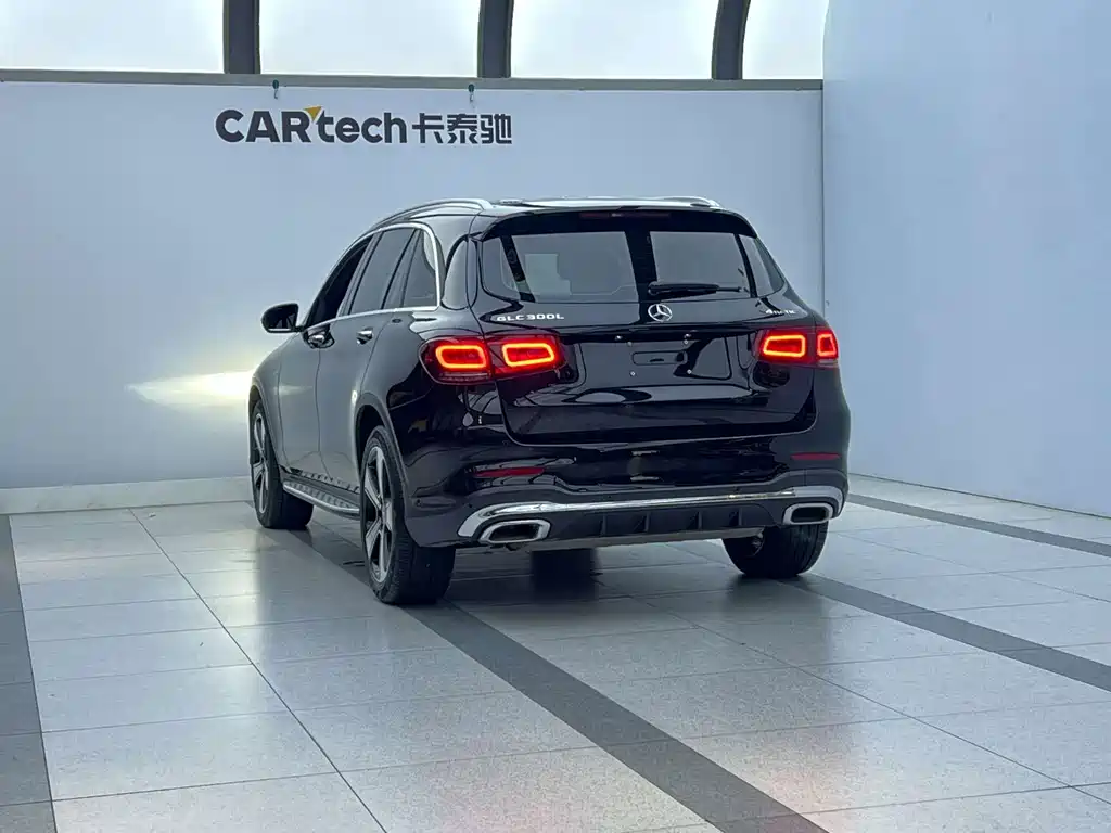 Mercedes-Benz GLC — миниатюра 2