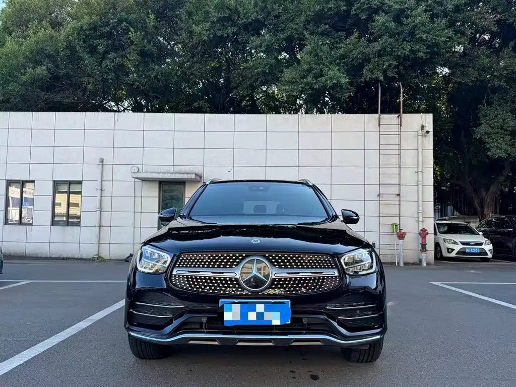 MERCEDES-BENZ  GLC