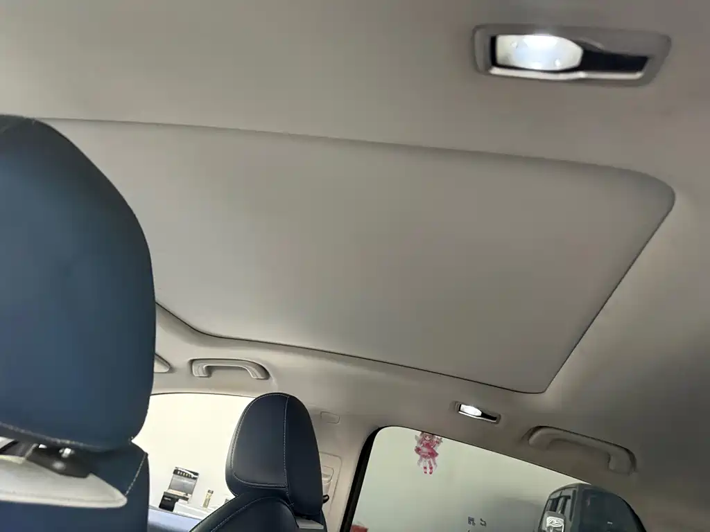 GEELY AUTOMOBILE XINGRUI