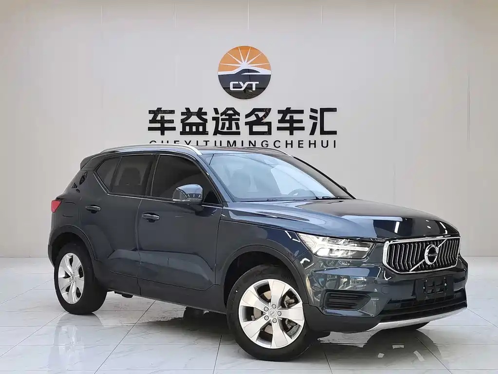 Volvo XC40 2021 T4 Fashion