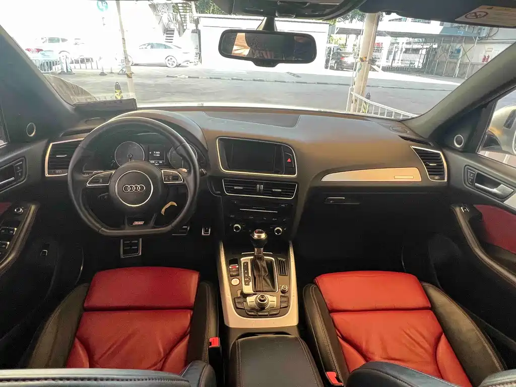 Audi SQ5 — миниатюра 4