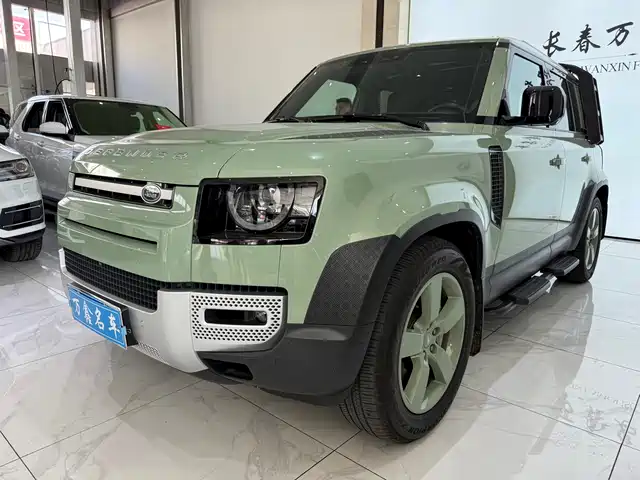 LAND ROVER  DEFENDER 2023