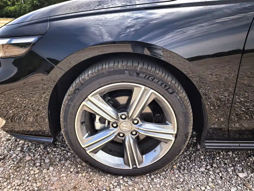 Honda Accord — миниатюра 9