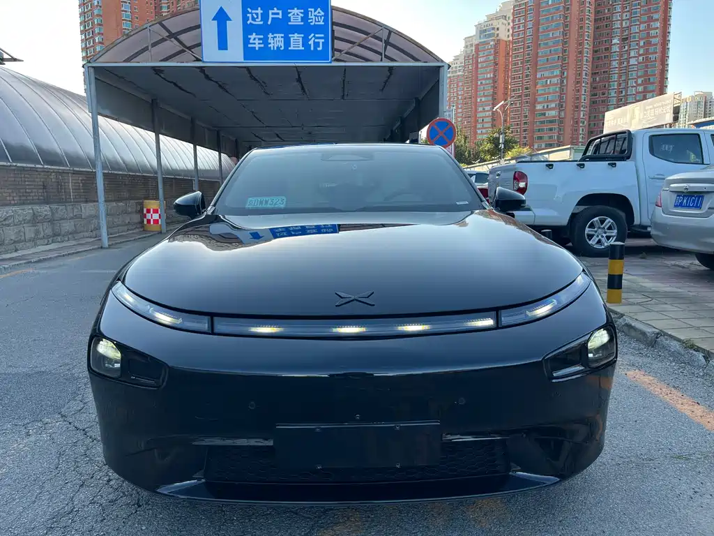 XPeng P7 — миниатюра 2