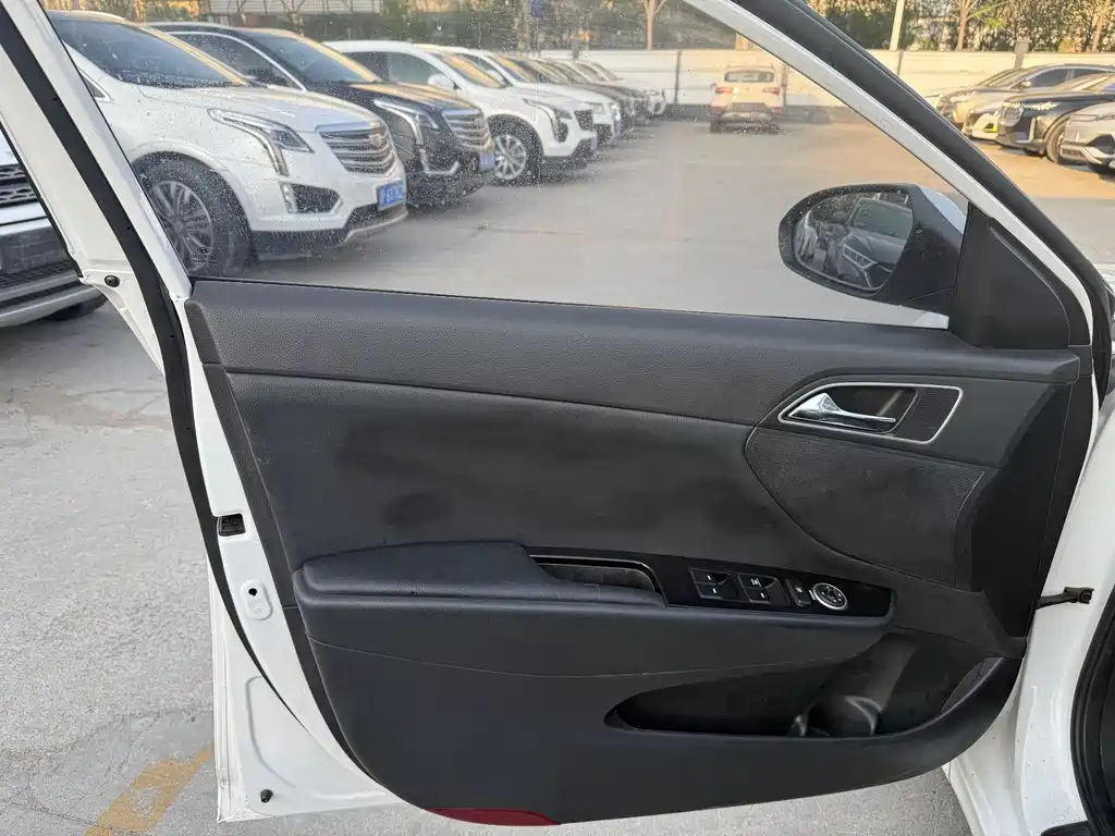 Hyundai Mistra 2019 1.8L AT GLS VI