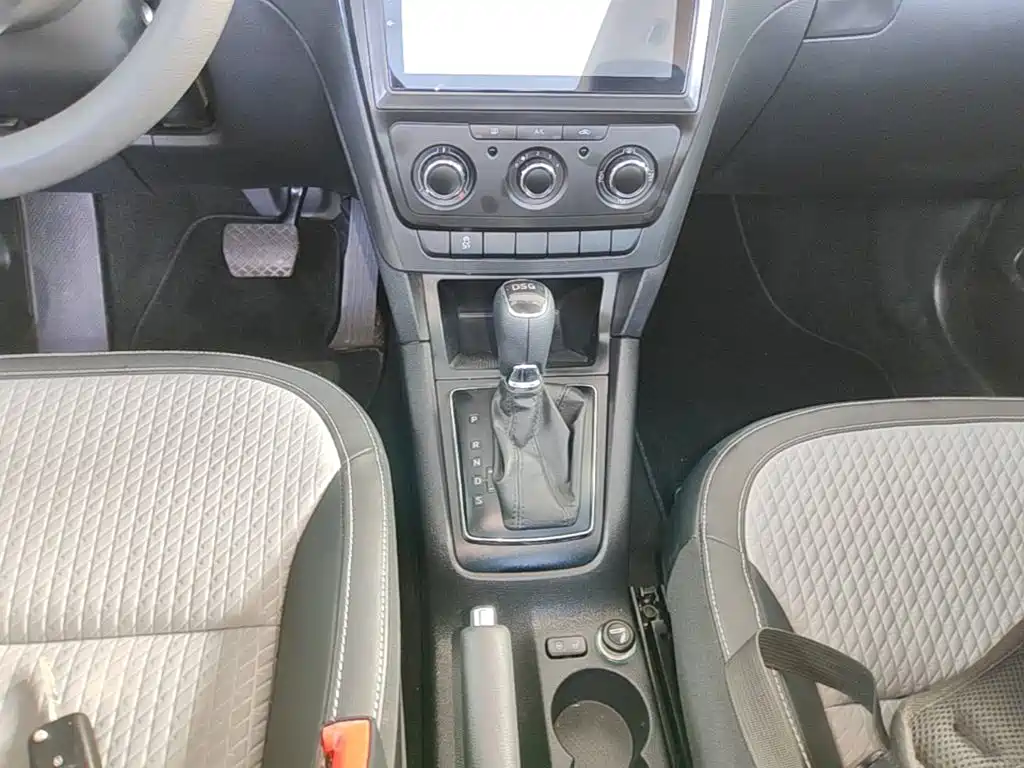 Skoda Yeti — миниатюра 14