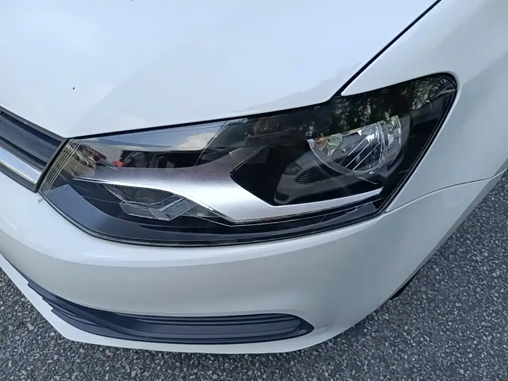 Volkswagen Polo — миниатюра 18