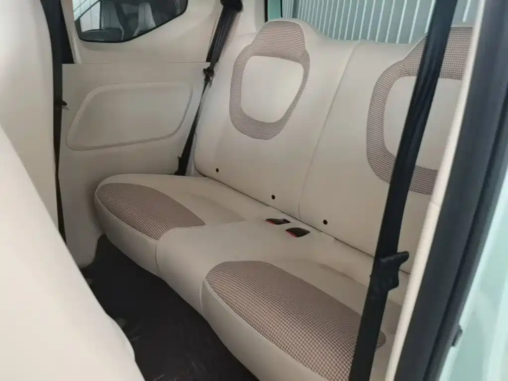 Wuling MINIEV — миниатюра 17