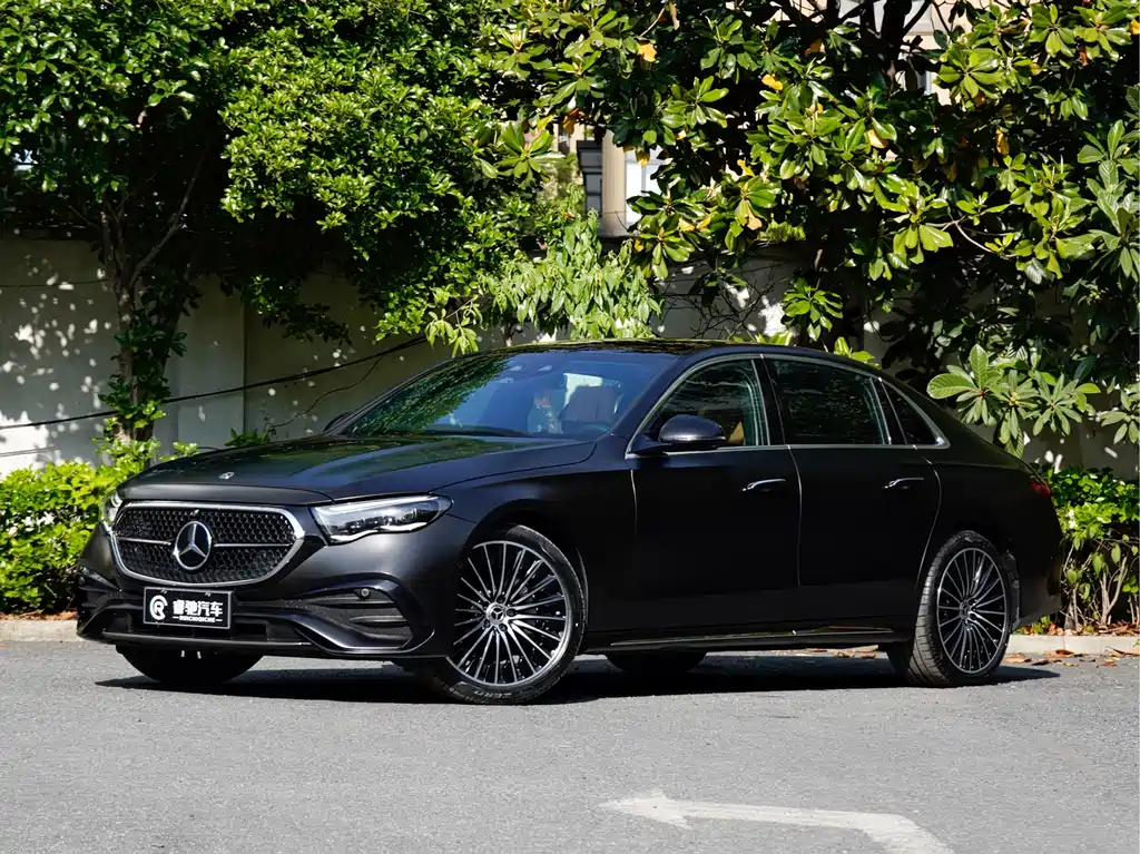 Mercedes-Benz E-Class 2025