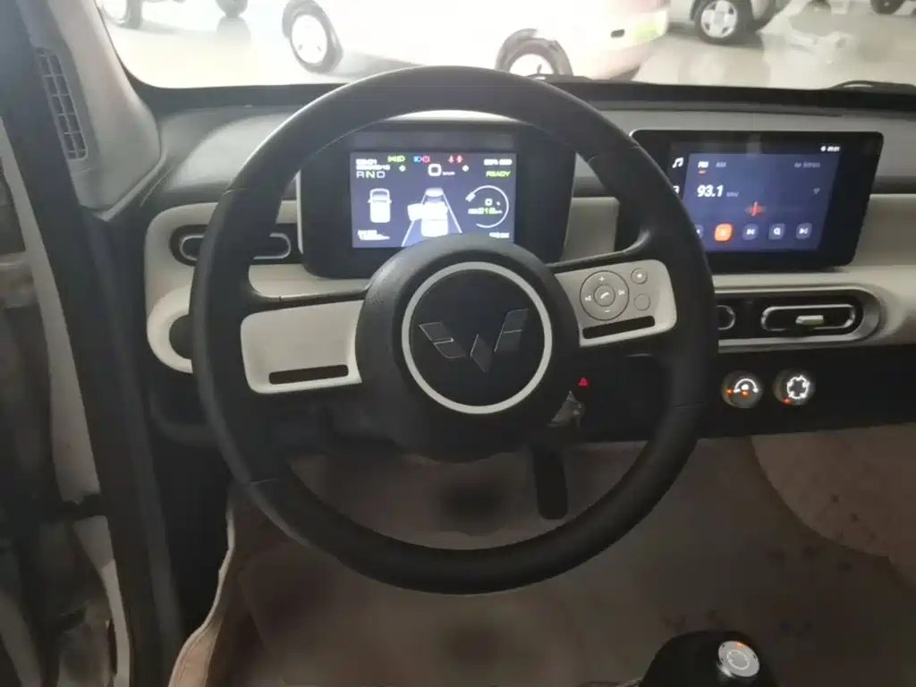 Wuling MINIEV — миниатюра 11