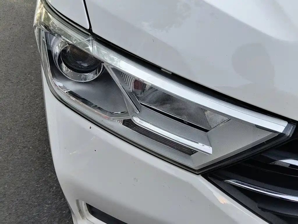 Wuling Hongguang — миниатюра 7