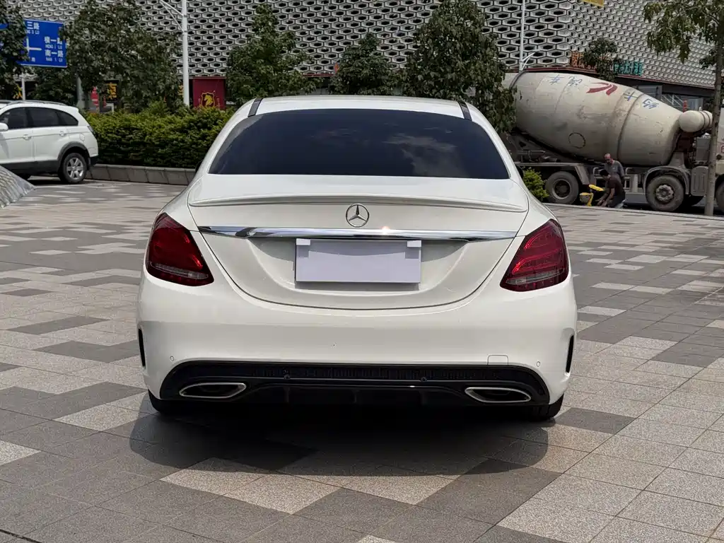 Mercedes-Benz C-Class — миниатюра 3