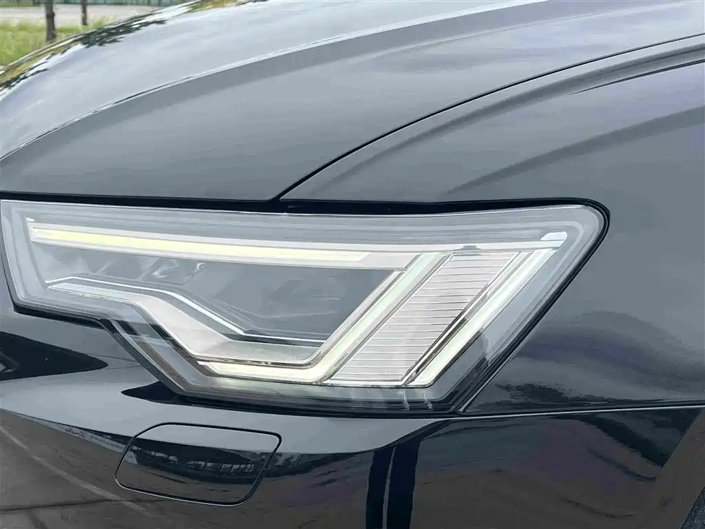 Audi A6L — миниатюра 4