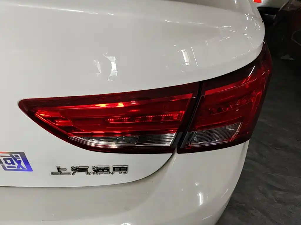 Buick Verano — миниатюра 8