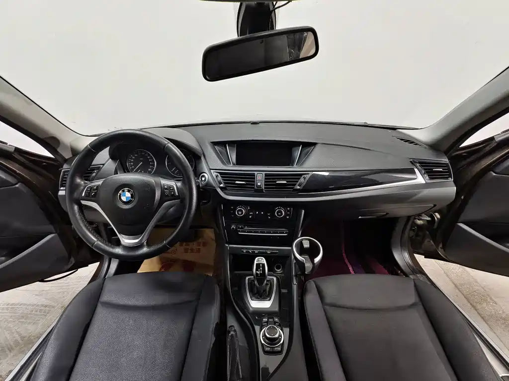 BMW X1 — миниатюра 9