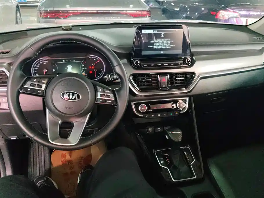 Kia Sportage — миниатюра 12