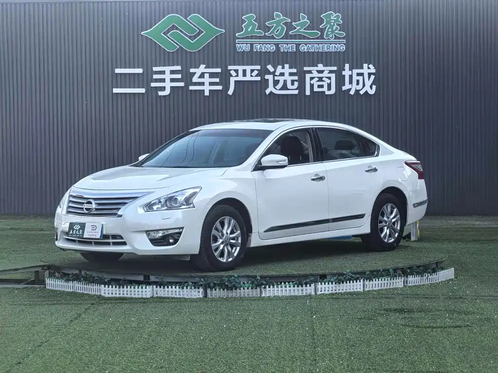 Купить Nissan Teana