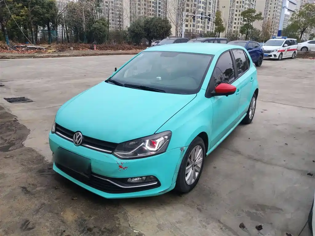 Volkswagen Polo 2015