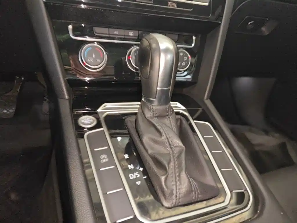 Volkswagen Magotan — миниатюра 14