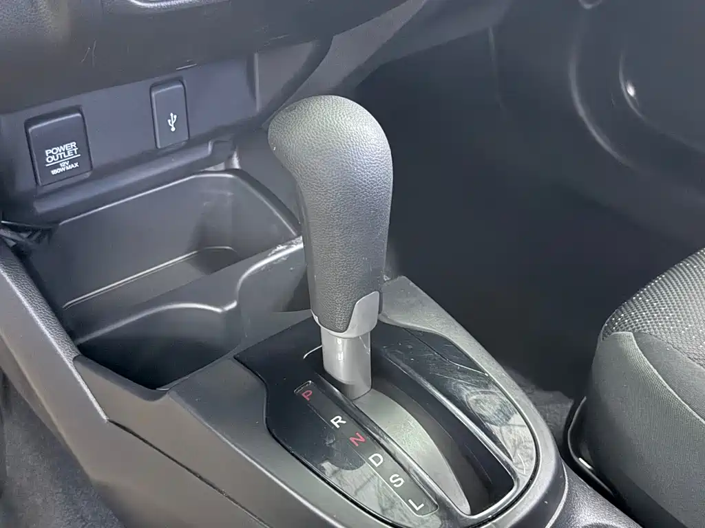 Honda Fit — миниатюра 11