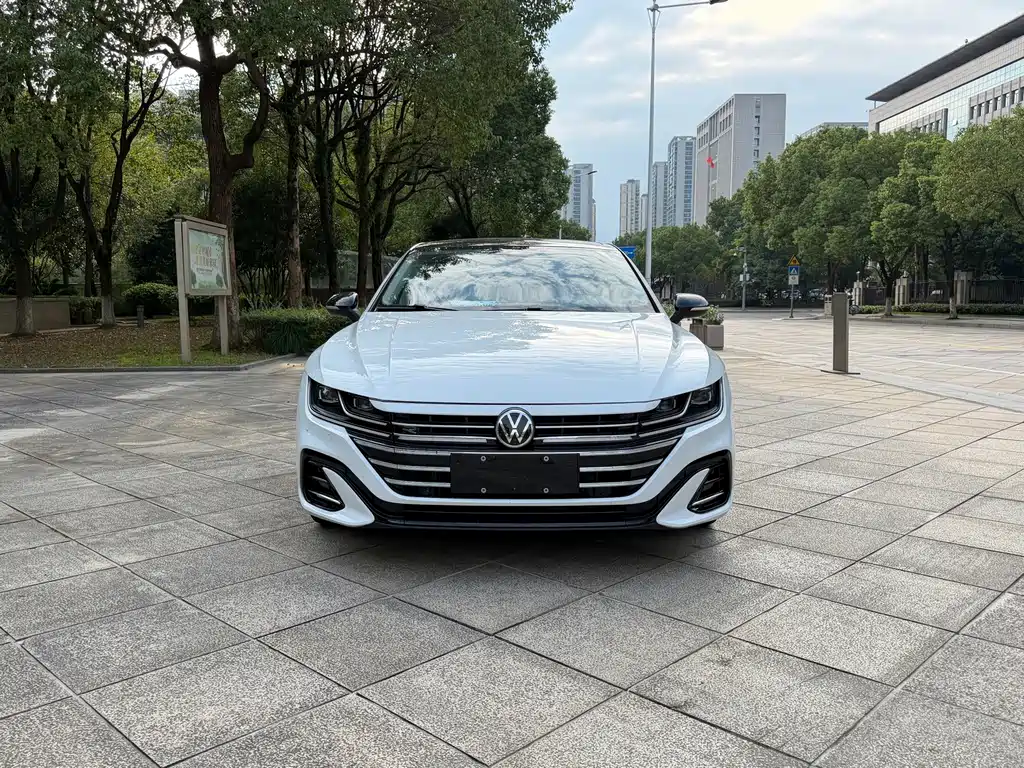 Volkswagen CC — миниатюра 3