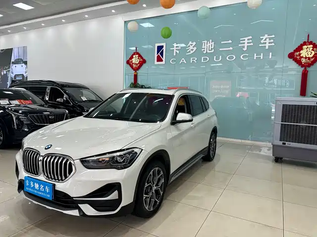 BMW  X1 2021