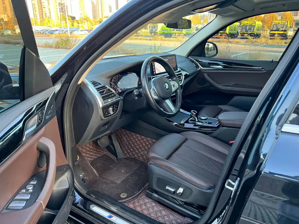 BMW X3 — миниатюра 7