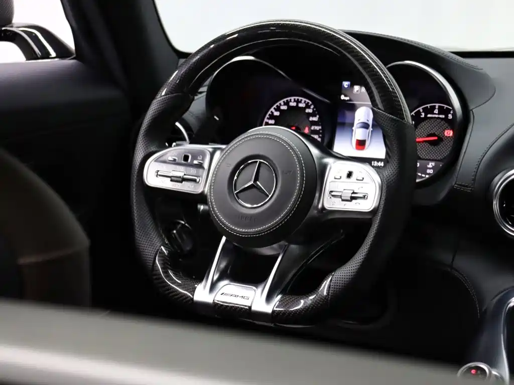 Mercedes-Benz AMG GT — миниатюра 11