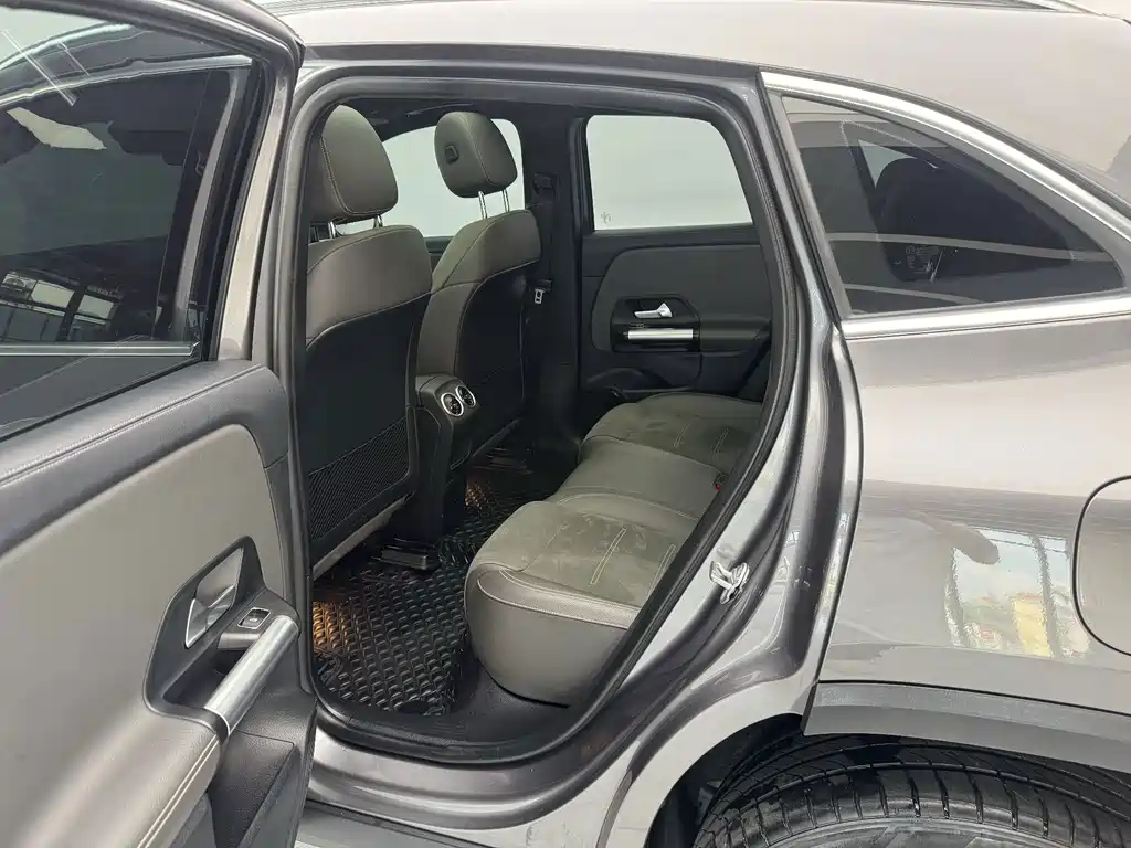 Mercedes-Benz EQA — миниатюра 10